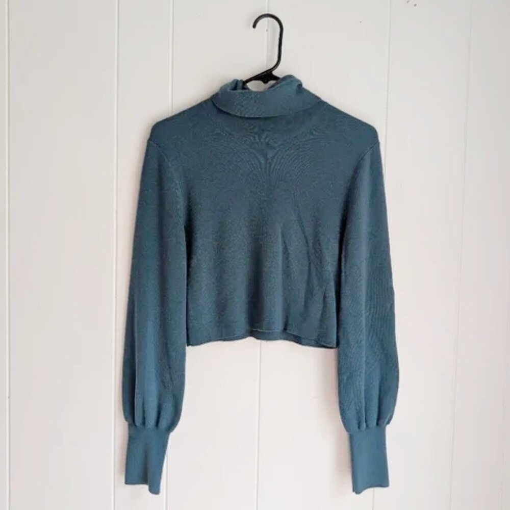 Wilfred Teal Long Sleeve Cropped Sweater Size Medium